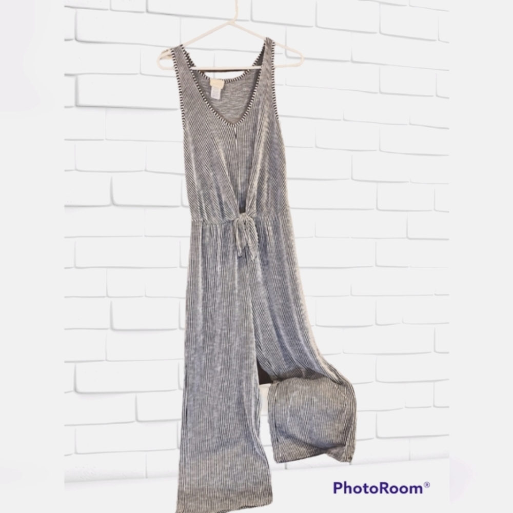 Caution to the wind size medium striped jumpsuit - Picture 5 of 5